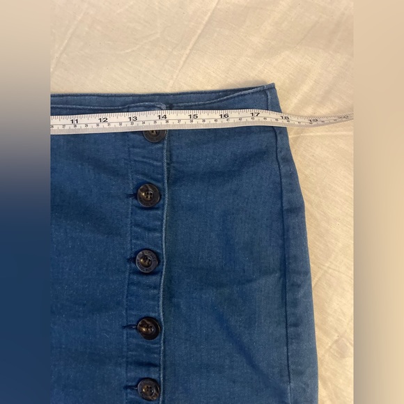 Rachel Roy Denim Side Button Pencil Skirt | Size 14 - Picture 3 of 5